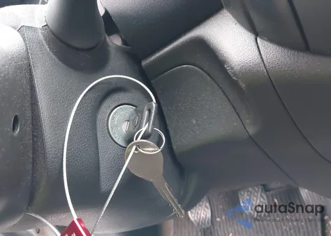 2014 Nissan Versa 1.6 S из США, поврежденный, VIN 3N1CN7APXEL860276